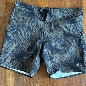 Roark green and black print